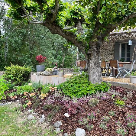 Mas Lou Parpaioun Bed and Breakfast Crestet Eksteriør billede