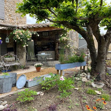 Mas Lou Parpaioun Bed and Breakfast Crestet Eksteriør billede
