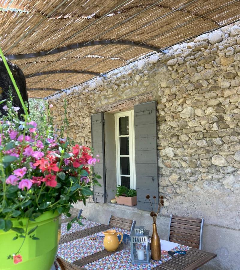 Mas Lou Parpaioun Bed and Breakfast Crestet Eksteriør billede
