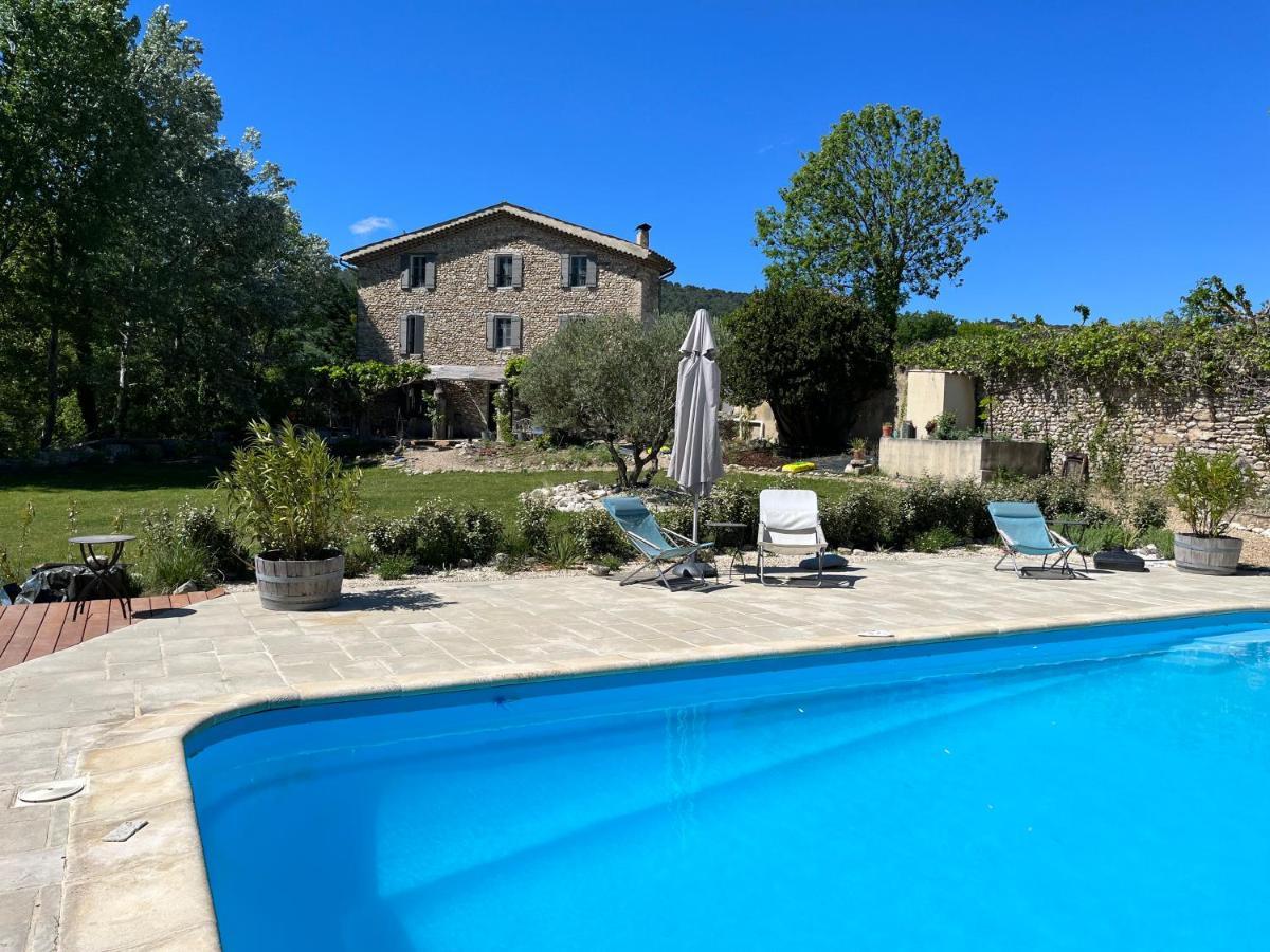 Mas Lou Parpaioun Bed and Breakfast Crestet Eksteriør billede